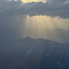 Verortung via Georeferenzierung der Kamera: Aufgenommen in der Nähe von Innsbruck, Österreich in 3800 Meter